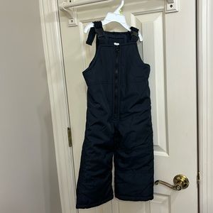 Carters ski bib size 3T